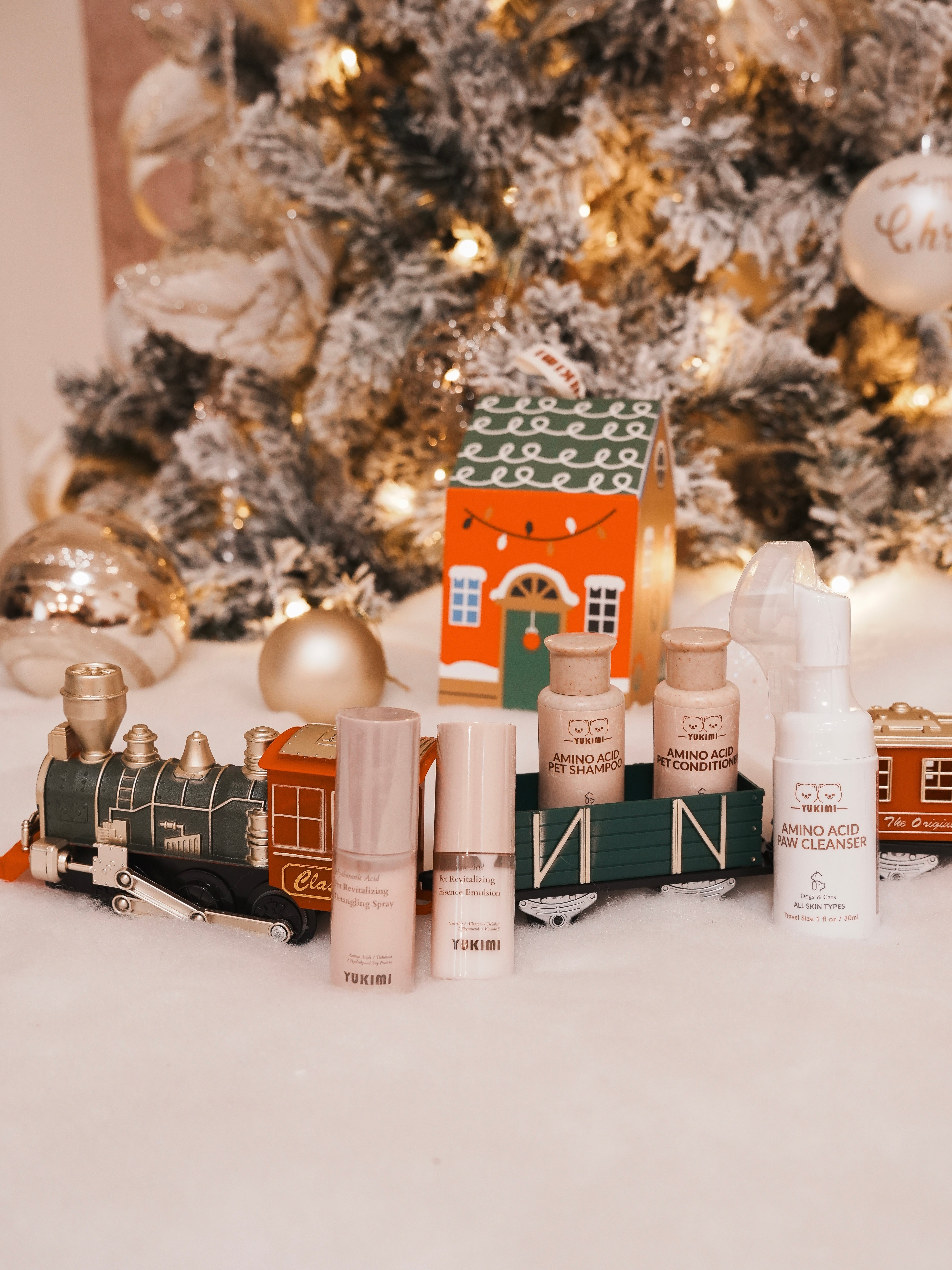 Christmas Ornament Travel Kit